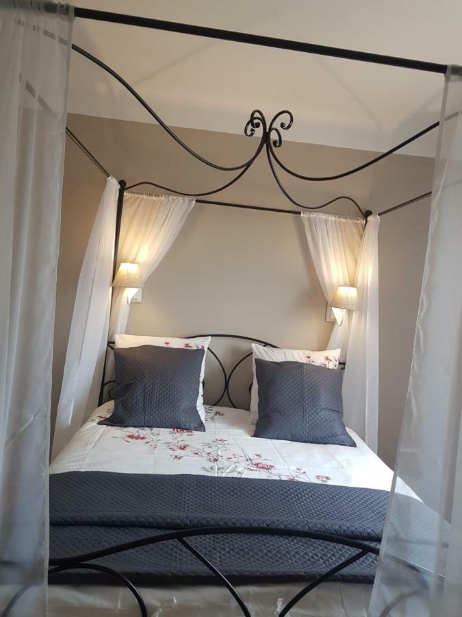 La Maison De Celine Beaumes-de-Venise Esterno foto